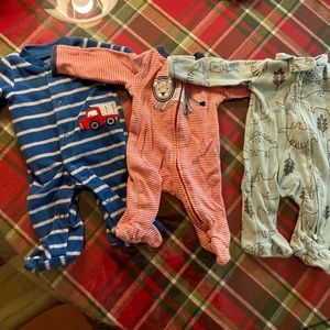 Carter’s Boys Footed Zip + Button Up Footed Pajamas Preemie 3 piece